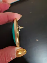 Avis clients – Boucles d'oreilles clous résine géométriques luxe pour femmes
