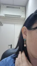 Avis clients – Boucles d'oreilles résine asymétriques géométriques rétro