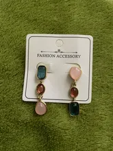 Avis clients – Boucles d'oreilles résine asymétriques géométriques rétro