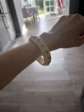 Avis clients – Bracelet résine irrégulier noir et blanc punk pour femmes