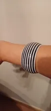 Avis clients – Bracelet résine large rayé noir et blanc pour femmes