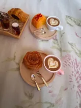 Avis clients – Mini set café et pâtisserie résine pour maison poupée