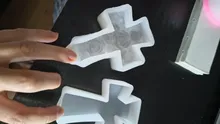 Avis clients – Moule silicone croix fleur pour bougie et savon