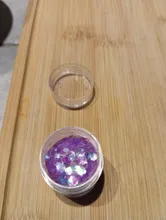 Avis clients – Paillettes lumineuses 24 couleurs pour résine et nail art