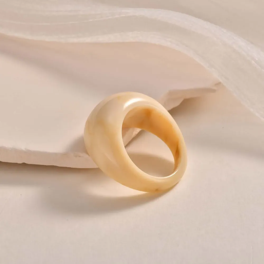 Bague géométrique résine acrylique couleur bonbon femme