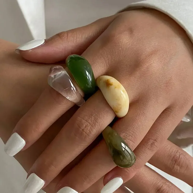 Bague résine acrylique géométrique ovale punk femme