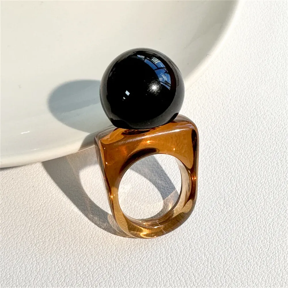 Bague résine boule carrée géométrique épaisse femme