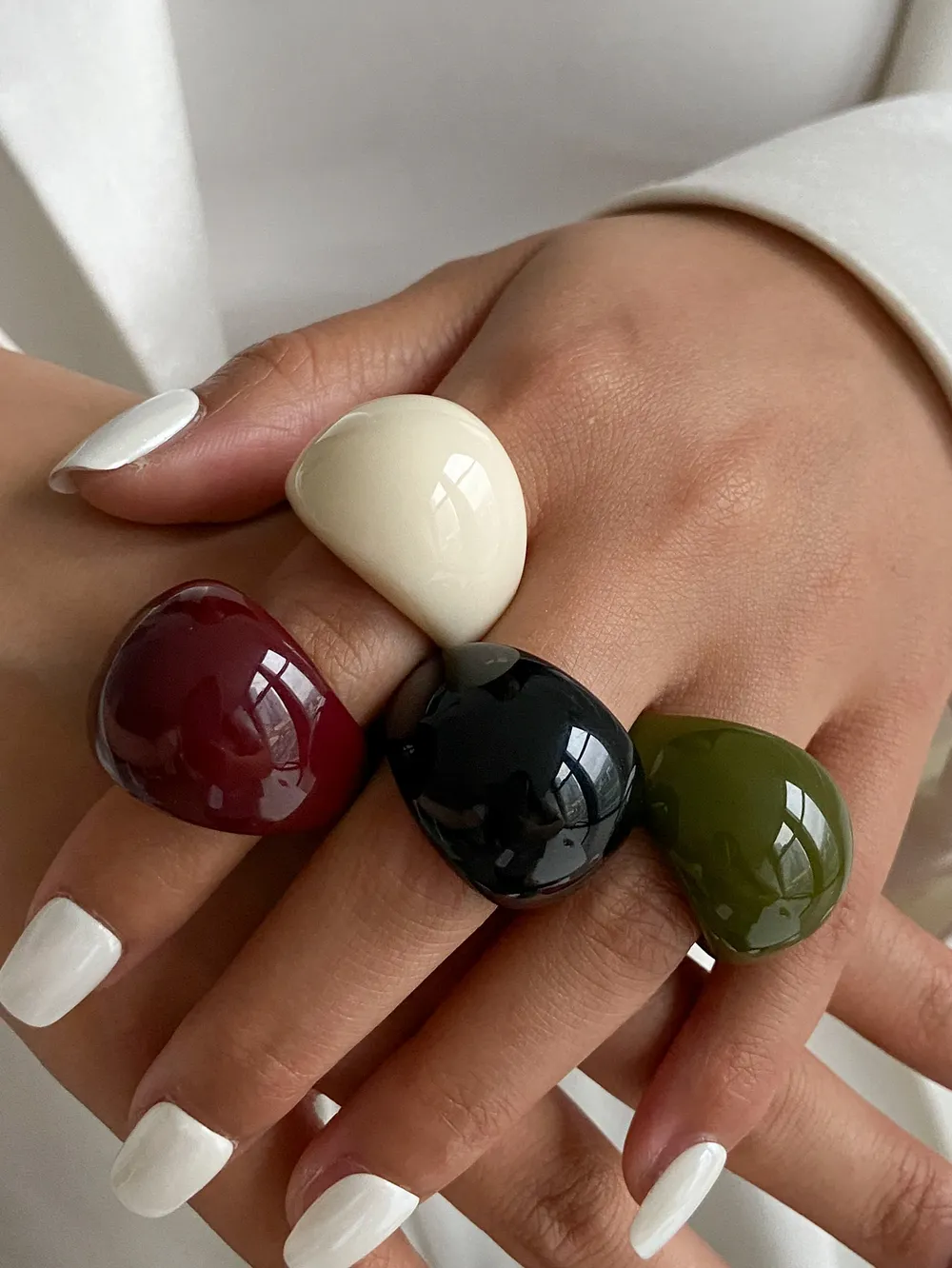 Bague résine plastique irrégulière géométrique boho