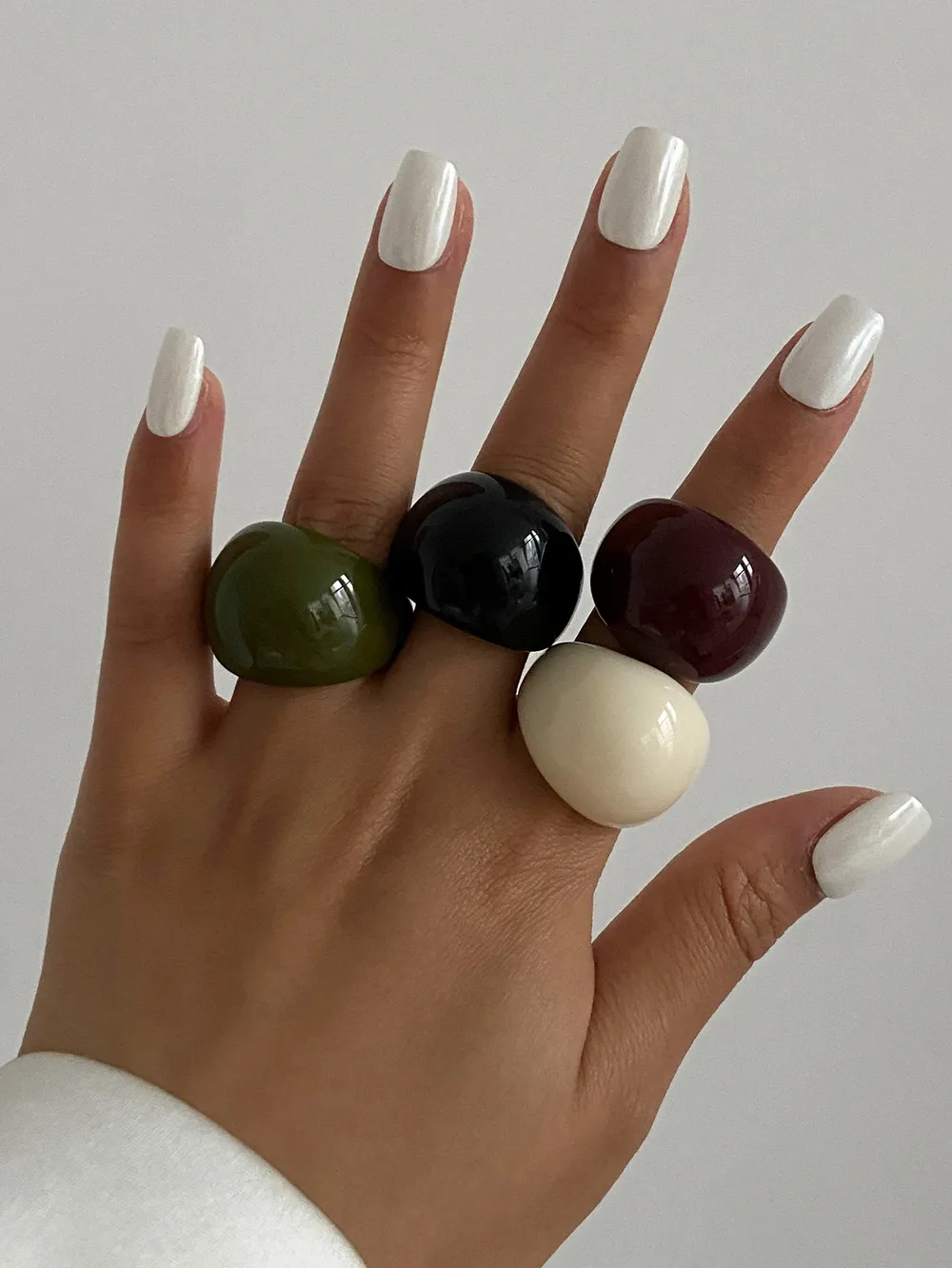 Bague résine plastique irrégulière géométrique boho
