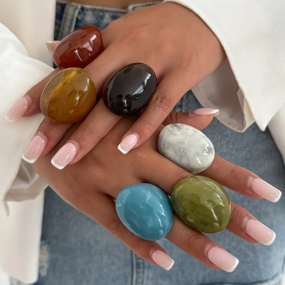 Bagues résine acrylique géométrique punk pour femme