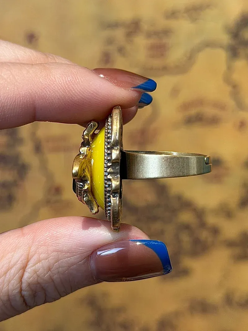 Bagues résine vintage papillon or pour femme luxe