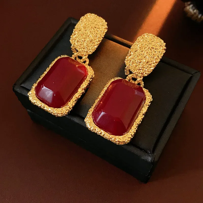 Boucles d'oreilles clous résine géométriques luxe pour femmes