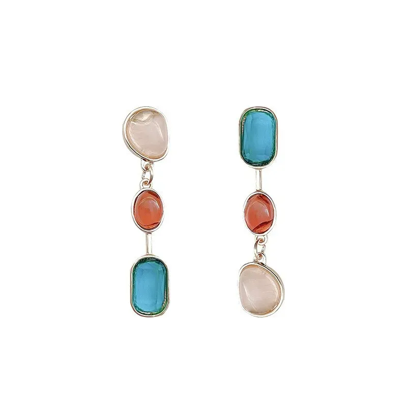 Boucles d'oreilles résine asymétriques géométriques rétro