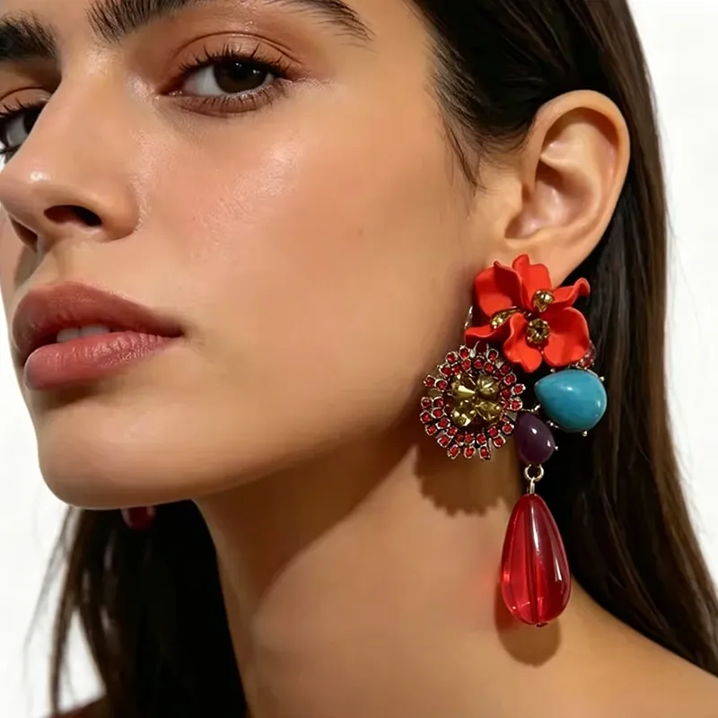 Boucles d'oreilles résine et zircon fleurs style baroque