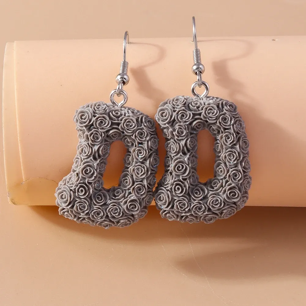 Boucles d'oreilles résine lettres florales 26 initiales