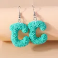 Boucles d'oreilles résine lettres florales 26 initiales – Couleur du métal Style C