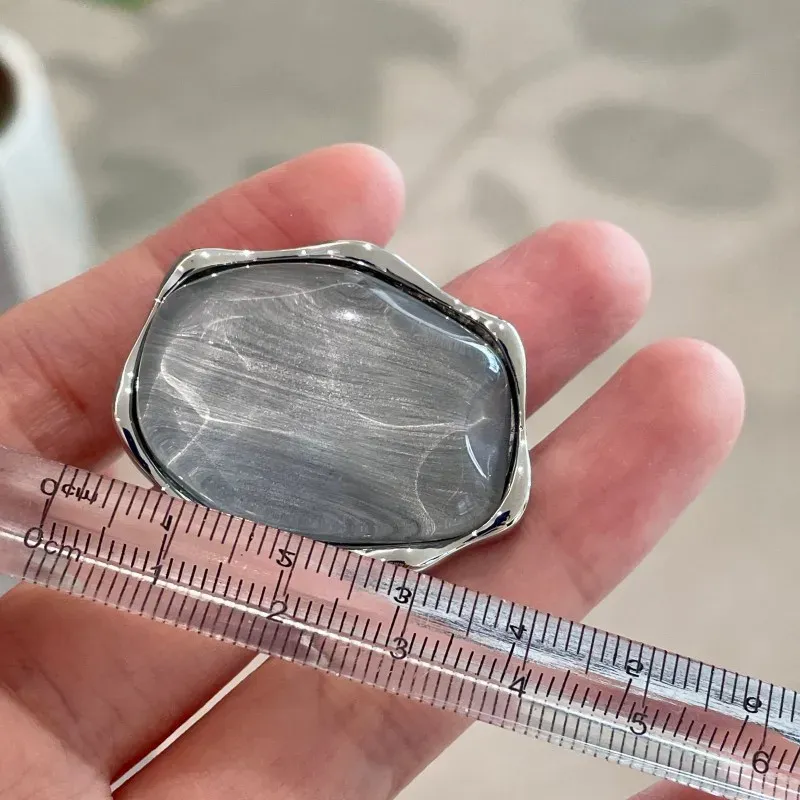 Boucles d'oreilles résine métal géométriques exagérées pour femmes