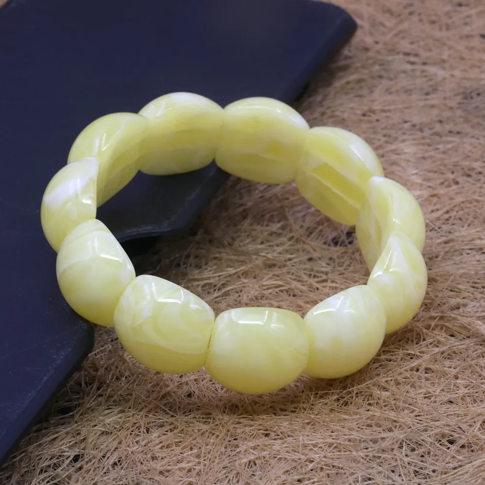 Bracelet résine jaune gras de poulet élastique