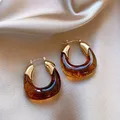 Créoles U résine marron vintage plaqué or – Metal Color U shaped 3