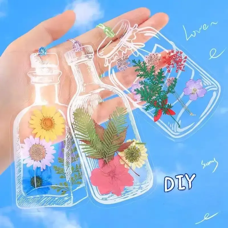 Fleurs séchées et feuilles pressées pour marque-pages et résine