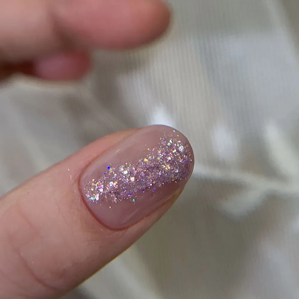 Flocons holographiques nacrés pour résine