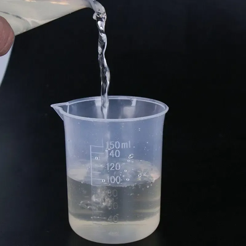 Gobelets mélange 100-150 ml pour résine époxy