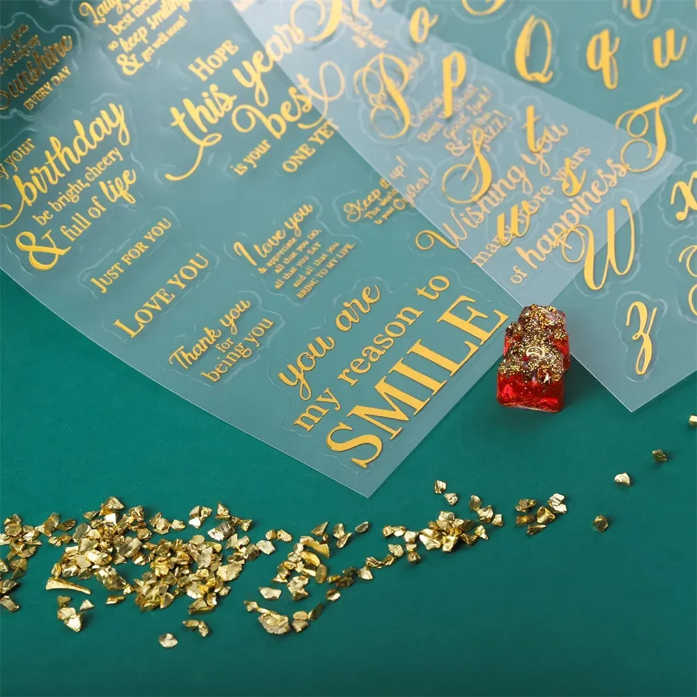 Kit 2 décorations résine transparentes chats et lettres