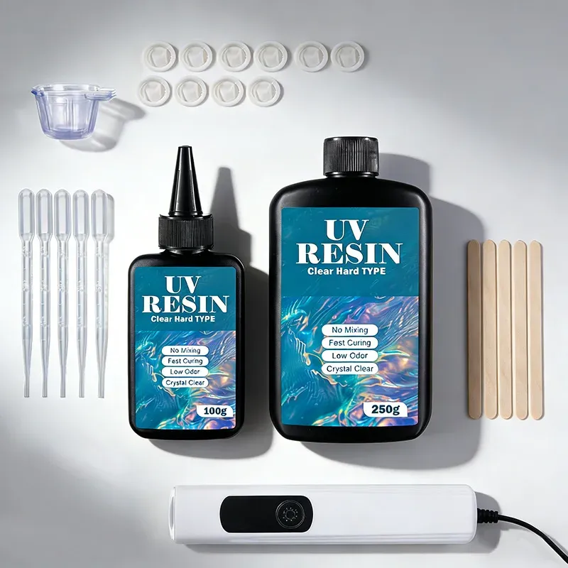 Kit résine UV dure transparente 100 à 250 g avec lampe