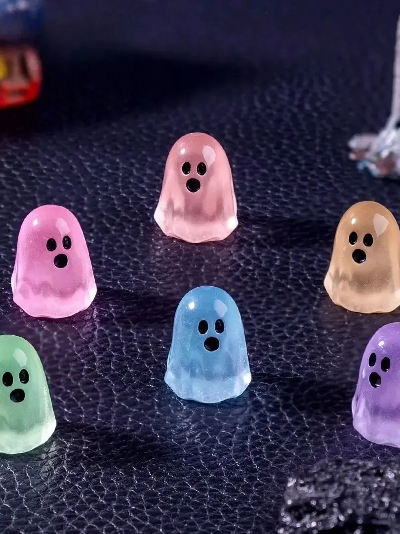 Lot de 10 à 50 mini fantômes résine lumineux Halloween