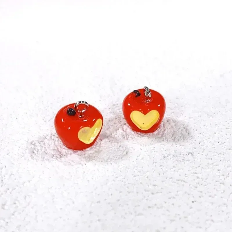 Lot de 10 breloques résine noyau de pomme 3D pour bijoux