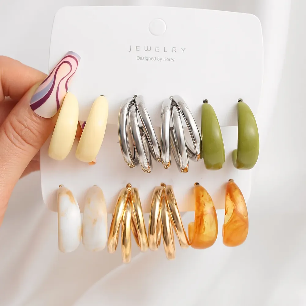 Lot de 12 boucles d'oreilles résine bohème colorée