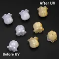 Lot de 2 perles résine lys UV 11x12mm pour bijoux – Couleur Yellow 2pcs