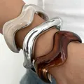 Lot de 3 bracelets résine épais irréguliers pour femmes – Couleur du métal AYA6646102