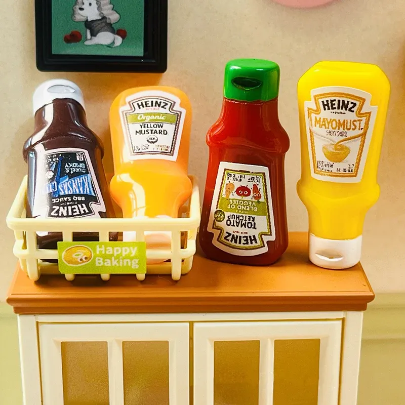 Lot de 4 pots confiture miniature résine pour maison poupée