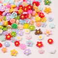 Lot de 50 breloques résine mini fleurs sans trou pour bijoux – 1