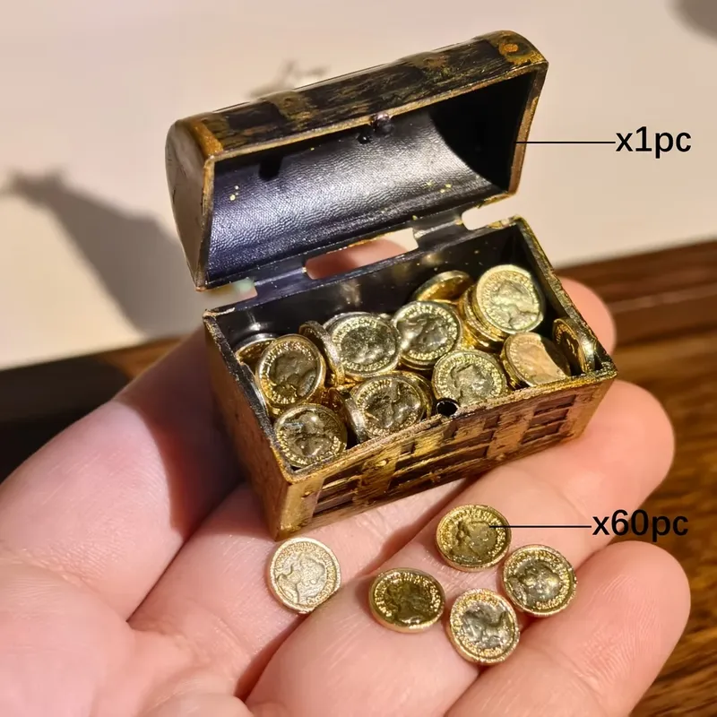 Mini coffre pièces or pirate résine pour décoration