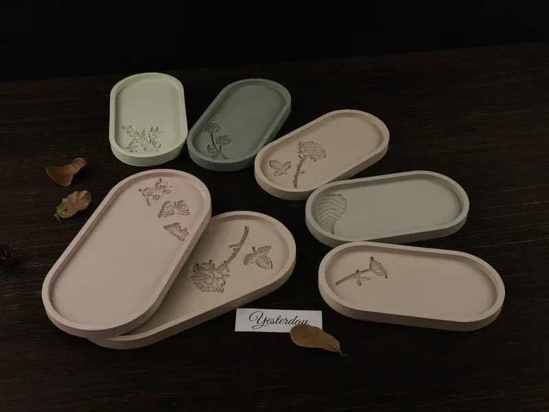 Moule plateau ovale rose papillon pour résine