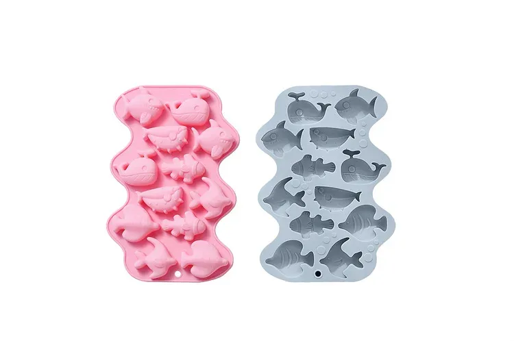 Moule silicone 12 poissons pour chocolats et bougies