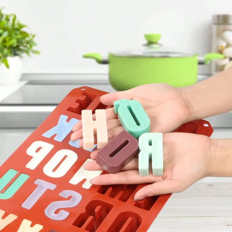Moule silicone 26 lettres 3D pour bougie et bijoux DIY