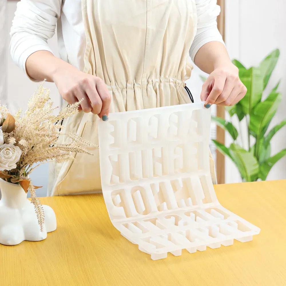 Moule silicone 26 lettres 3D pour bougie et bijoux DIY