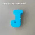Moule silicone 26 lettres majuscules pour bougie et savon DIY – Couleur J blue