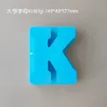 Moule silicone 26 lettres majuscules pour bougie et savon DIY – Couleur K blue
