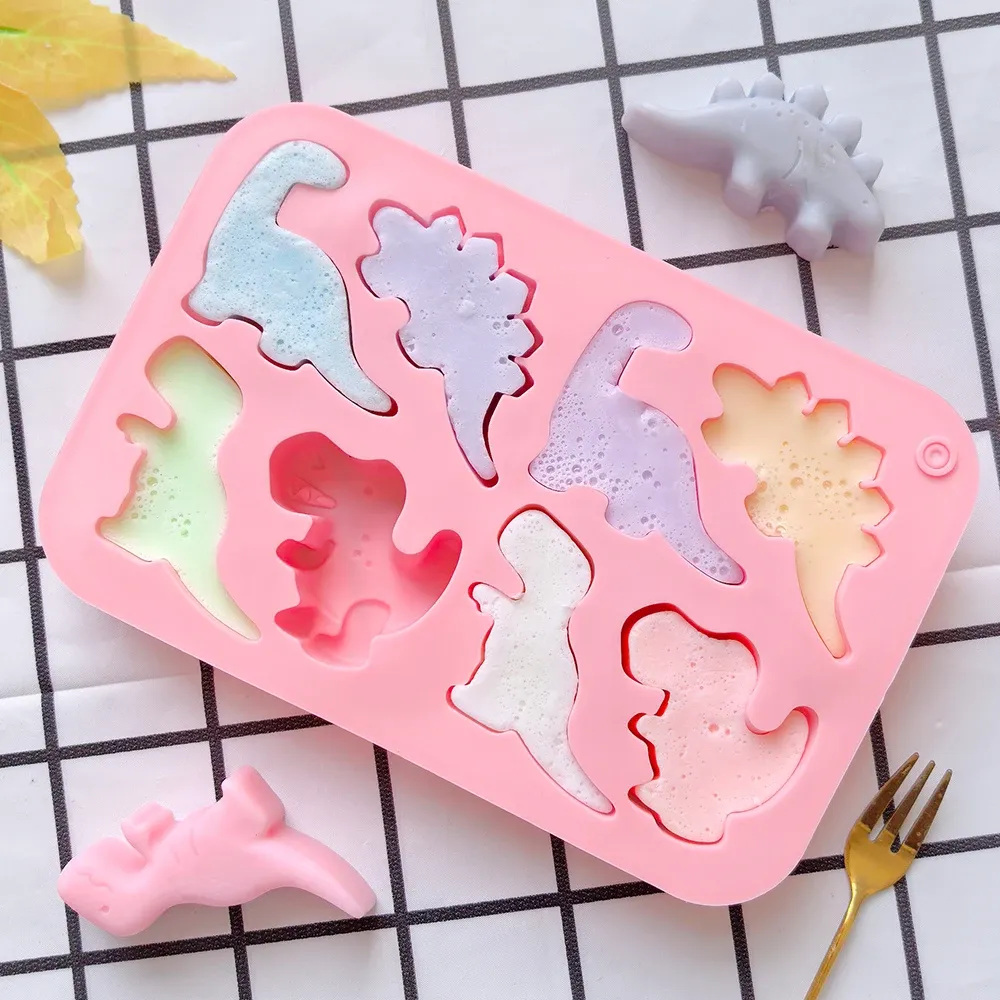 Moule silicone 8 dinosaures pour chocolats et gâteaux