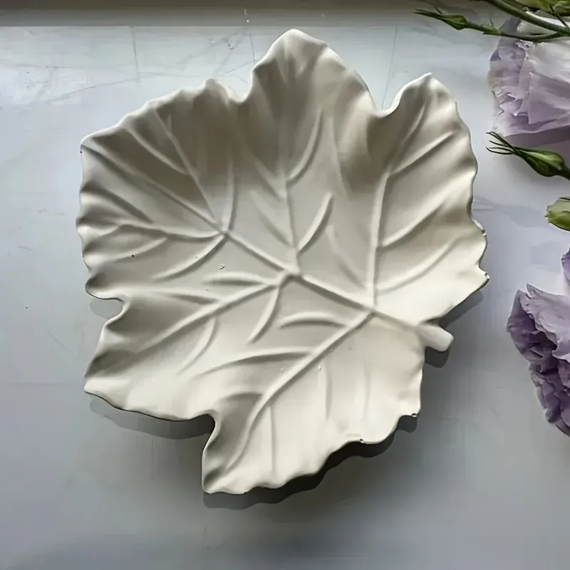Moule silicone cendrier feuille 3D