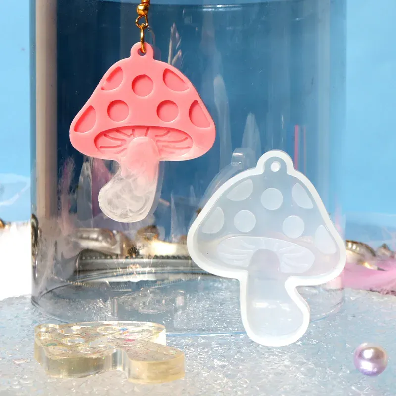 Moule silicone champignon pour porte-clés et bijoux