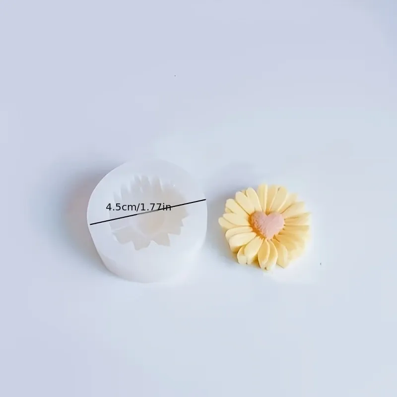 Moule silicone cœur et chrysanthème pour bougie résine