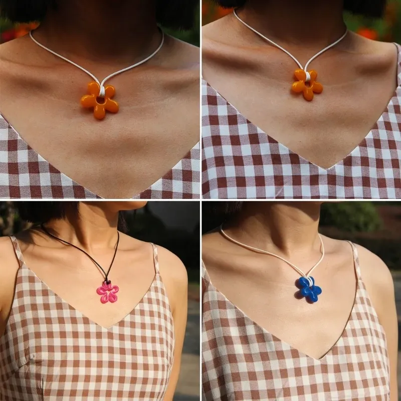Moule silicone fleur creuse pour pendentif et porte-clés