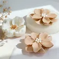 Moule silicone fleurs pour bougies, savons et résine – 1