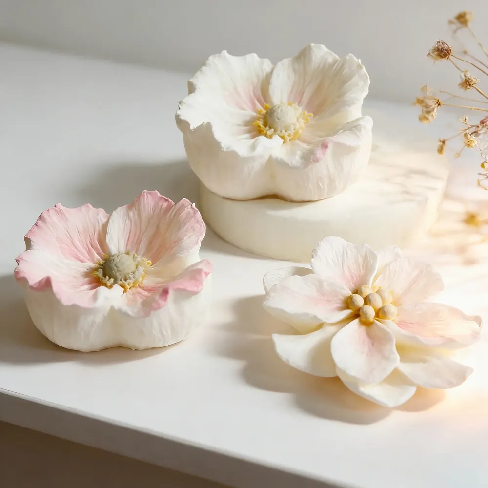 Moule silicone fleurs pour bougies, savons et résine