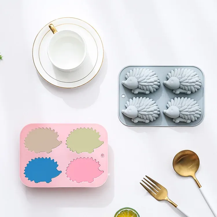 Moule silicone hérisson 4 cavités pour savon et résine
